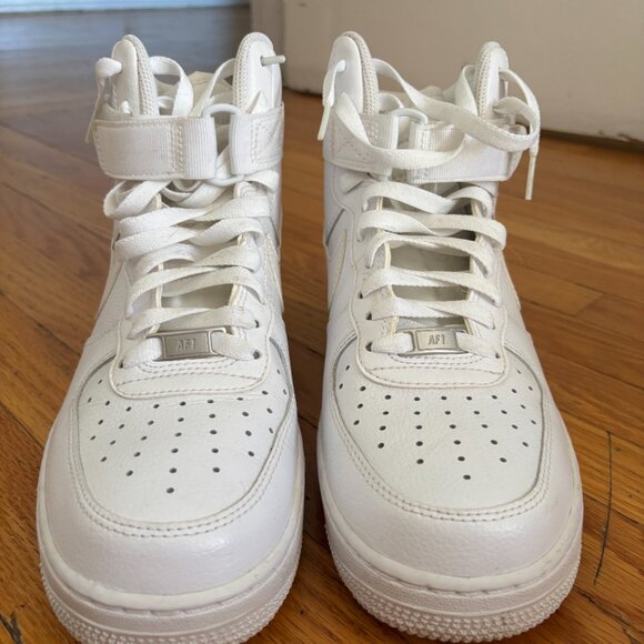 Nike Air Force 1 High '07 Triple White | Men’s 8.5 / Women’s 10 - Picture 2 of 9